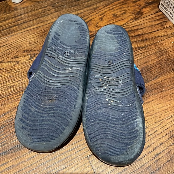 Toddler 10 Water Shoes - Picture 2 of 4